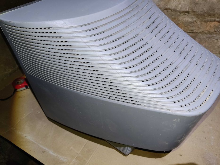 Монитор лучевой LG Fletron T710