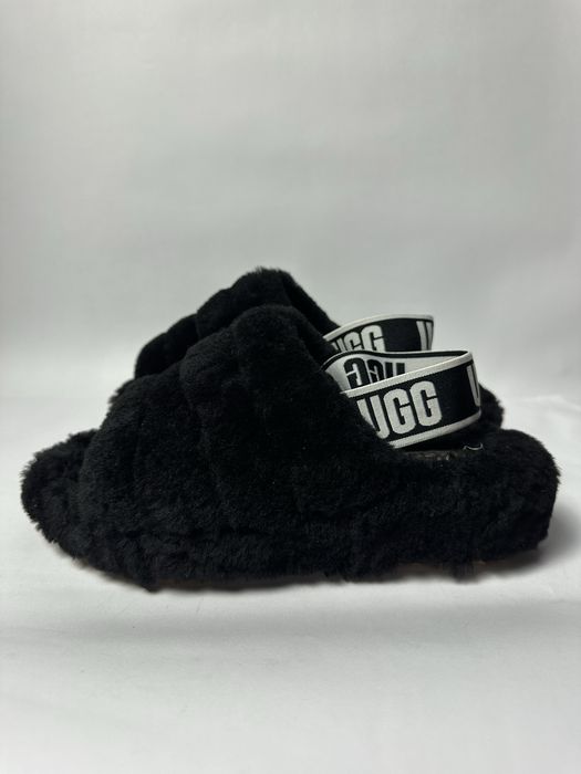 Жіночі фірмові тапочки UGG