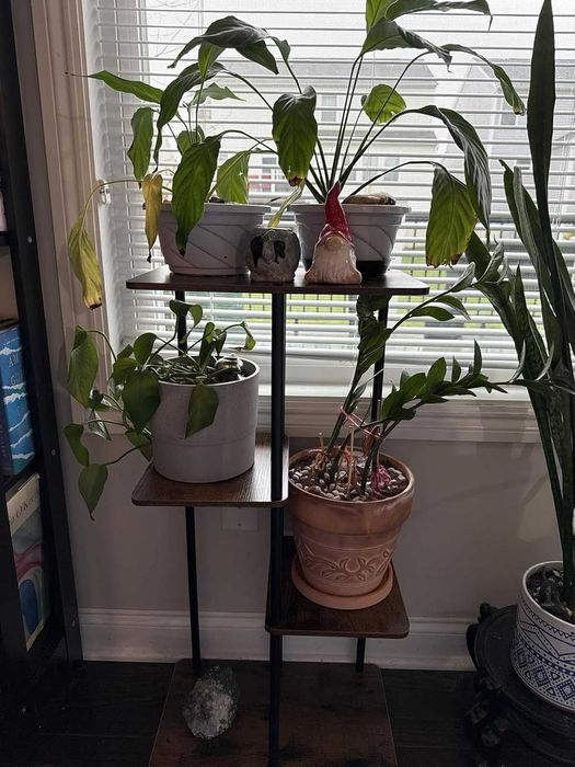 Kwietnik stojak na kwiaty drewniany narożny z 4 poziomami 78 cm