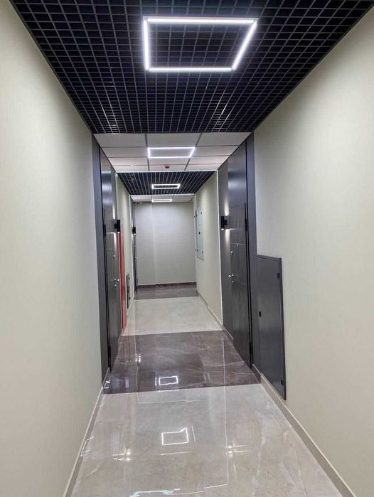 Манхеттен ЖК 44м панорамные окна восток, двор, боковой вид море