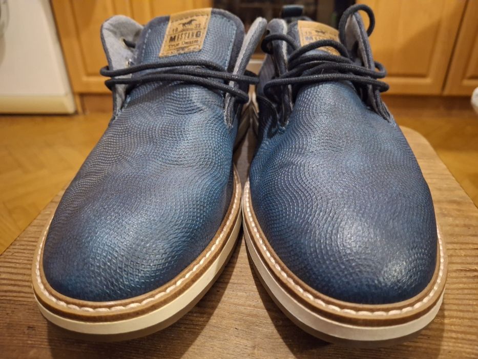 Туфли/кроссовки  Мустанг оригинальные 42р