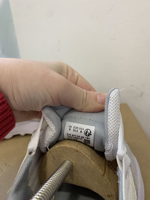 Lacoste damskie sneakersy rozmiar 39