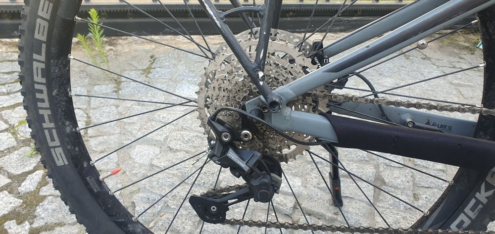 Elektryczny giant stance rozmiar xl