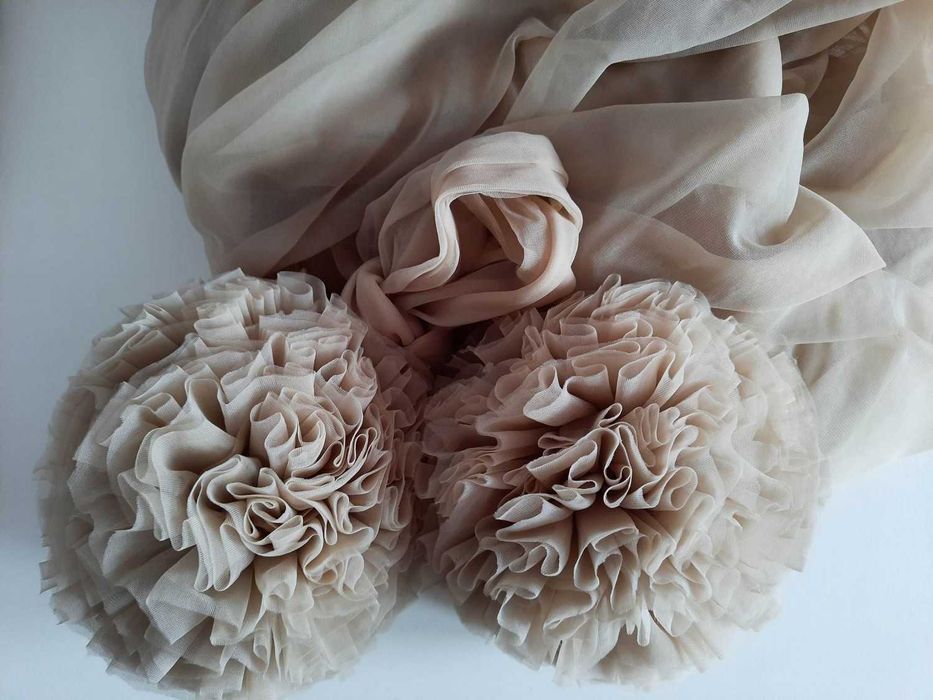 POMPONY pompon ozdoba BALDACHIM do łóżeczka szyfon tiul dekoracja HIT