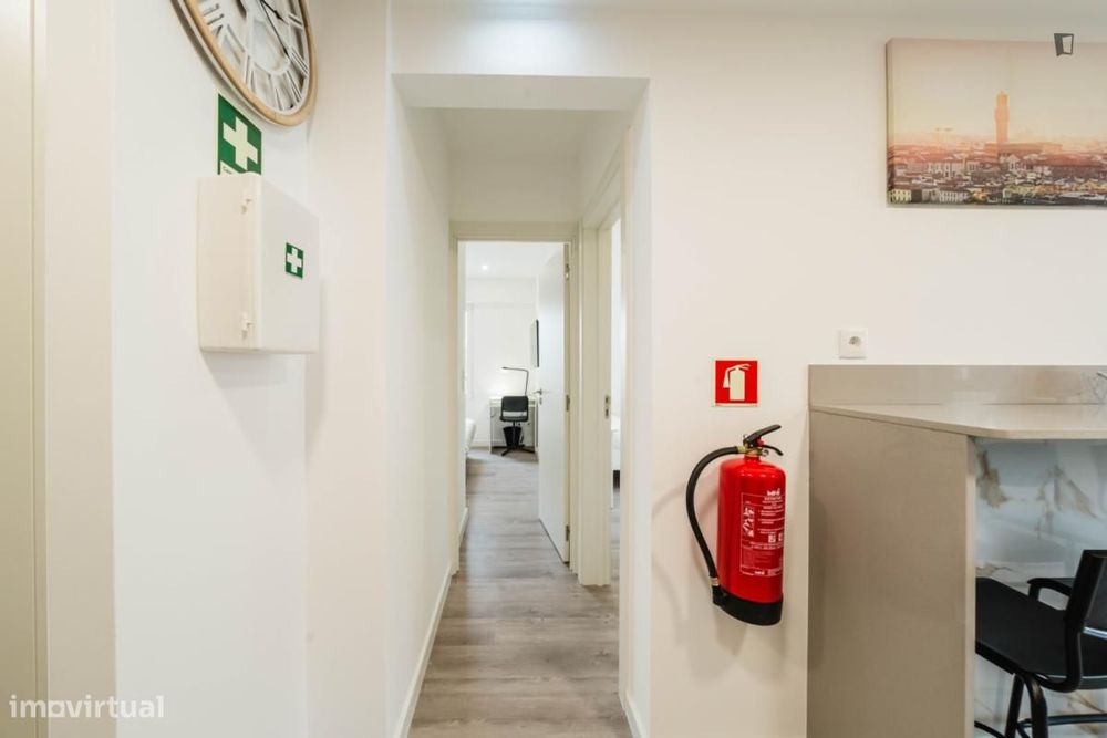 Quarto - localizado em Lumiar Lisbon