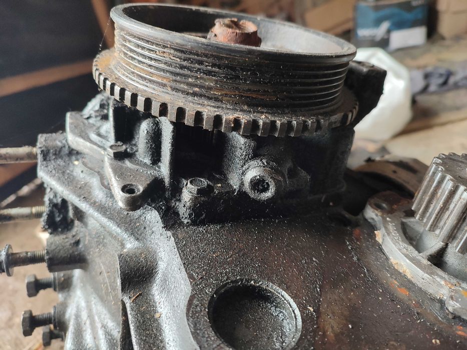 Масляний насос ВАЗ 2109-10 карбюратор ,з авто під розбір (Шрот)