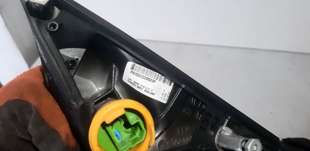 BMW F10 F11 lift lci lusterko prawe 7 pin a83 glaciersilber