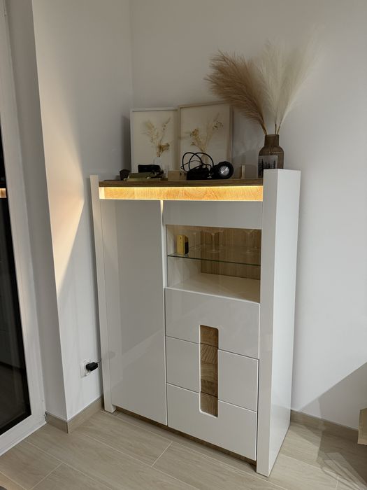 Witryna Alameda BRW podświetlana