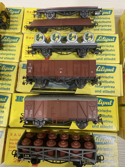 Ж.д. модель вагонов фирмы Liliput  . HO  1/87 Roco Piko