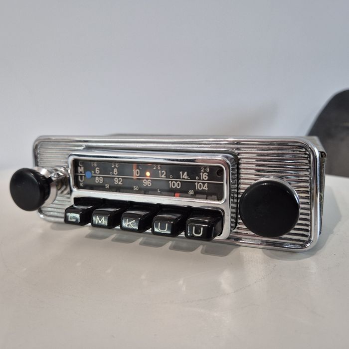 Zabytkowe radio BLAUPUNKT LMKU z lat 60 z bluetooth mp3