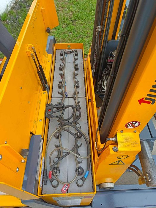 Штабелер електро навантажувач 1251 JUNGHEINRICH ERV308 800 kg 2.5m