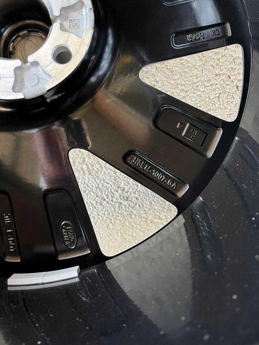 Оригінальні диски R22 LAND ROVER RANGE ROVER (L460) 285/45/22 Pirelli