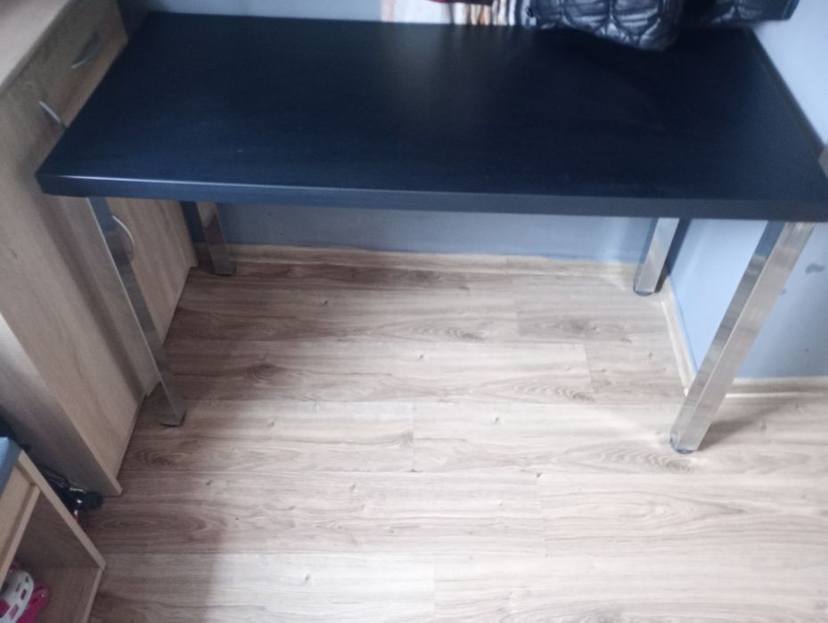 Stòł Czarny Super Stan Polecam
