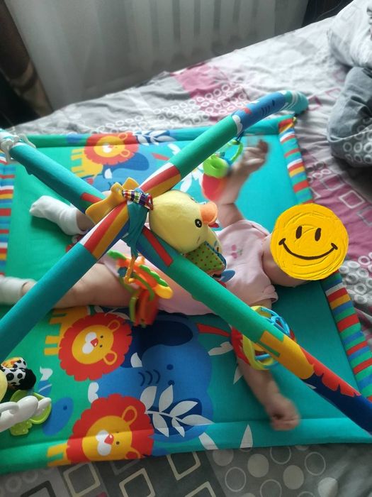 Розвиваючий килимок для немовлят