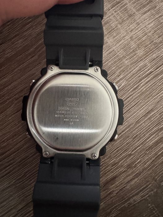 Годинник Casio AE-1500WH-8BVEF бу в робочому стані оригінал 100%
