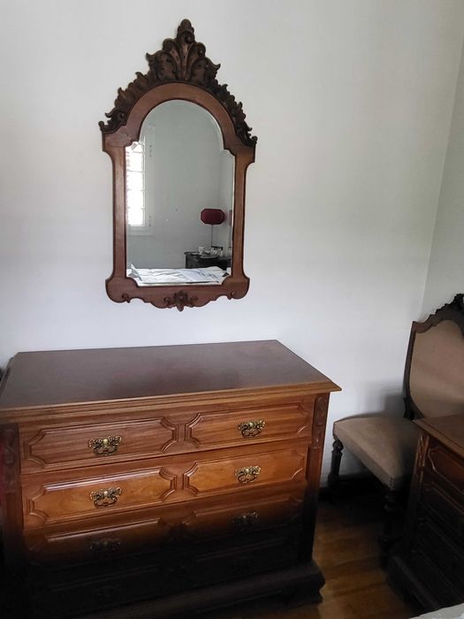 Quarto clássico completo em ótimo estado de conservação