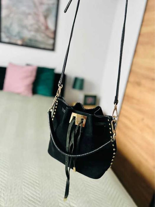 Worek skórzana czarna złota ćwieki torebka naturalna zamszowa