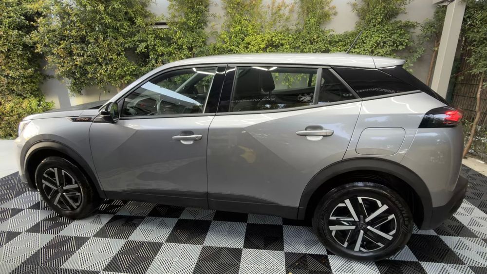 alt