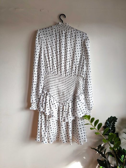Sukienka V by Very klasyczne czarne grochy na białym tle -rozmiar M/38