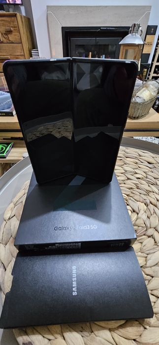 SAMSUNG Z FOLD 3 256GB, rigorosamente novo.