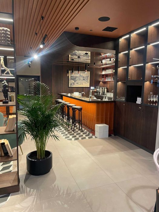REGAŁ NA WINO/ regał do restauracji - producent mebli HoReCa