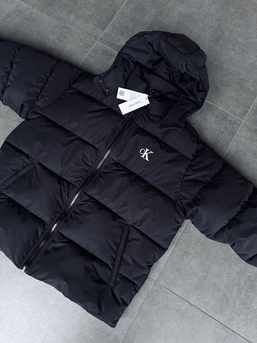 Зимова куртка з капюшоном Calvin Klein