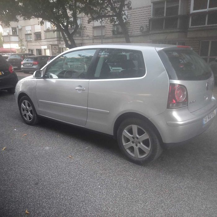 Polo 1.2  , 2005 , gasolina , 2.999 € , 155.000 kms ... Tlm 964060025