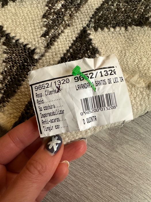 Tapete feito à mão (loja Gato Preto)