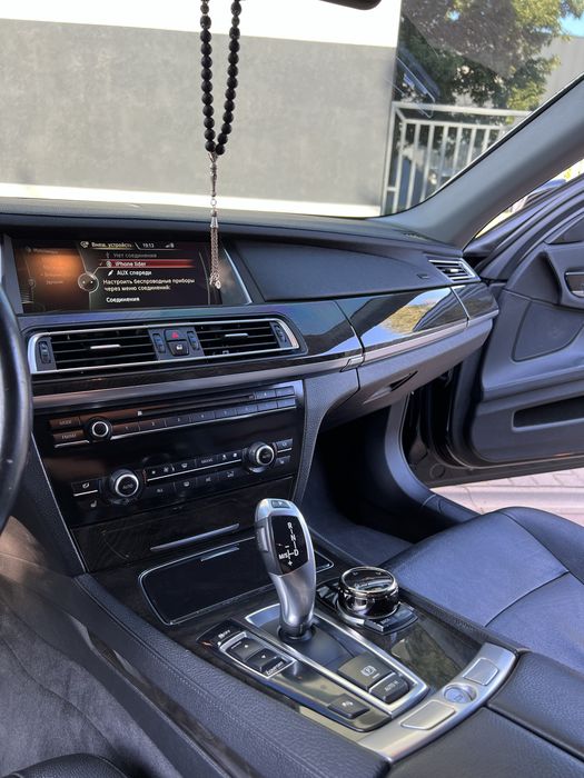 BMW 7 Series 2013