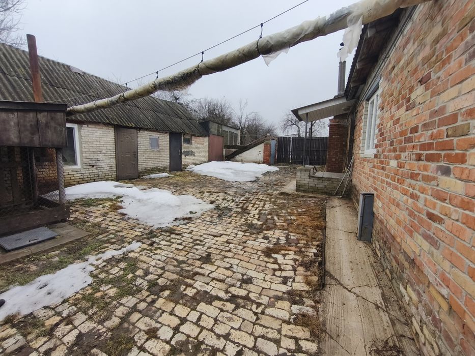 Продам гарний будинок з ремонтом с. Бездрик 10 км від Сум