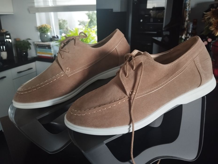 Nowe buty żeglarskie, mokasynki, rozmiar 43.