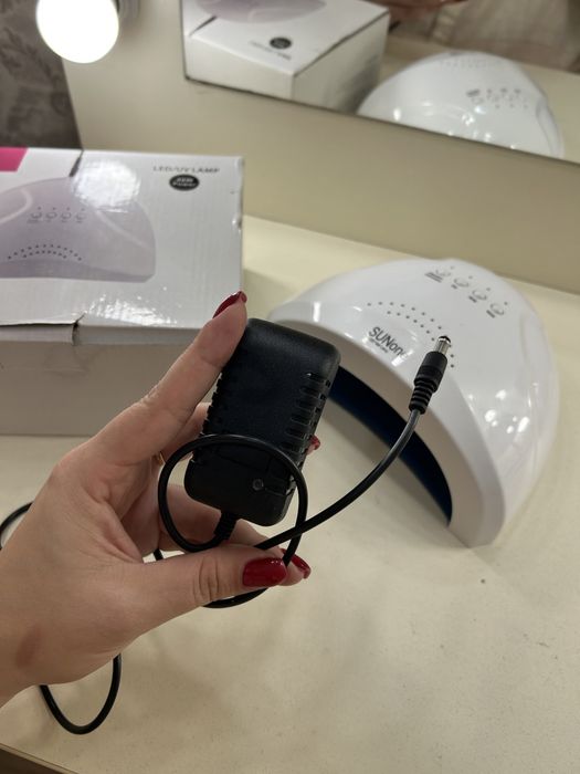 Лампа для манікюру