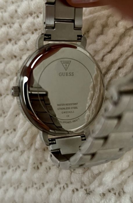 Жіночий годинник GUESS – оригінал