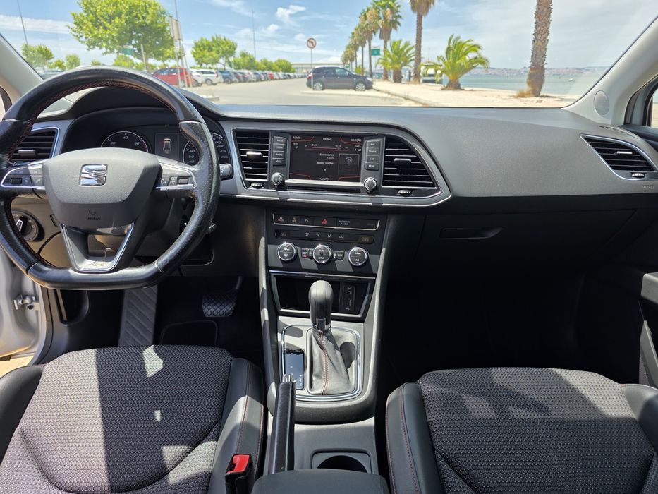 SEAT Leon ST — fotografia 11