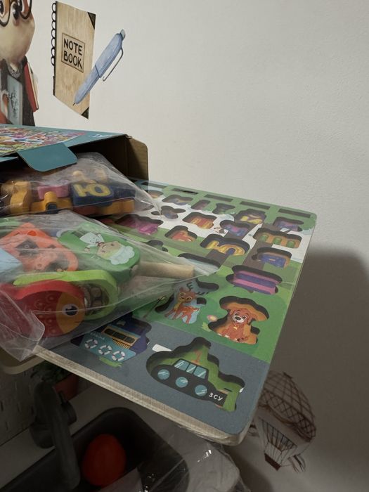 Логічна деревʼяна дошка WToys сортер