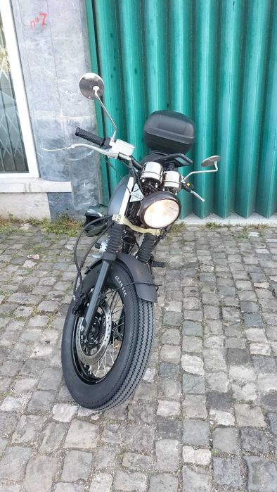 Mash 125 Café Racer – 19000 km – Excelente Estadoo9