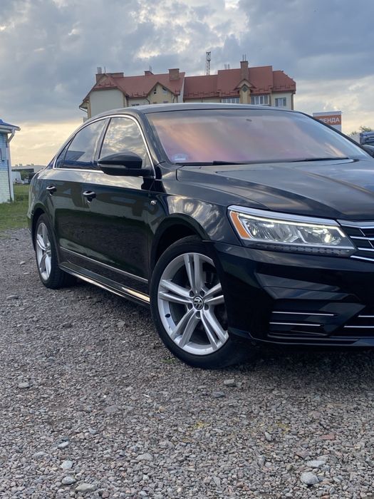 Автомобіль машина volkswagen  passat