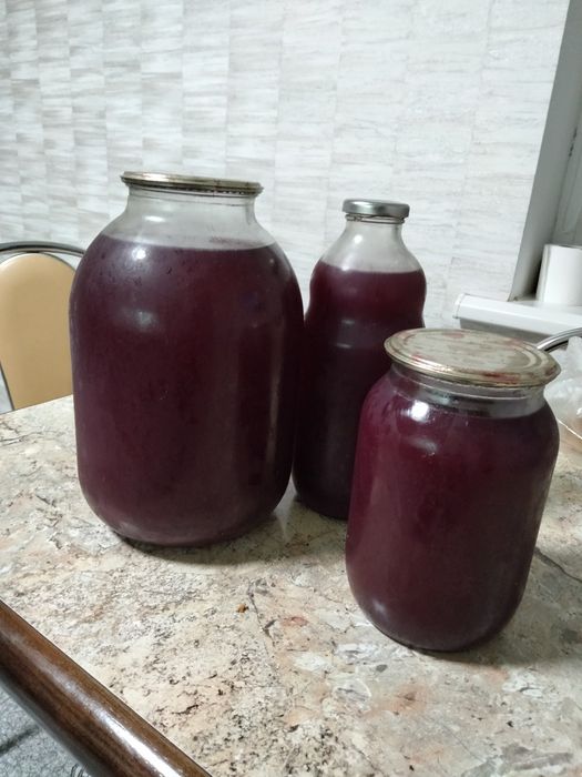 Сік виноградний.