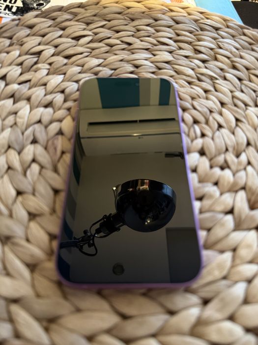 Iphone 16 256GB różowy