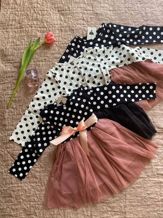 Sukienka dla dziewczynki w groszki kropki kokarda 130-140 cm