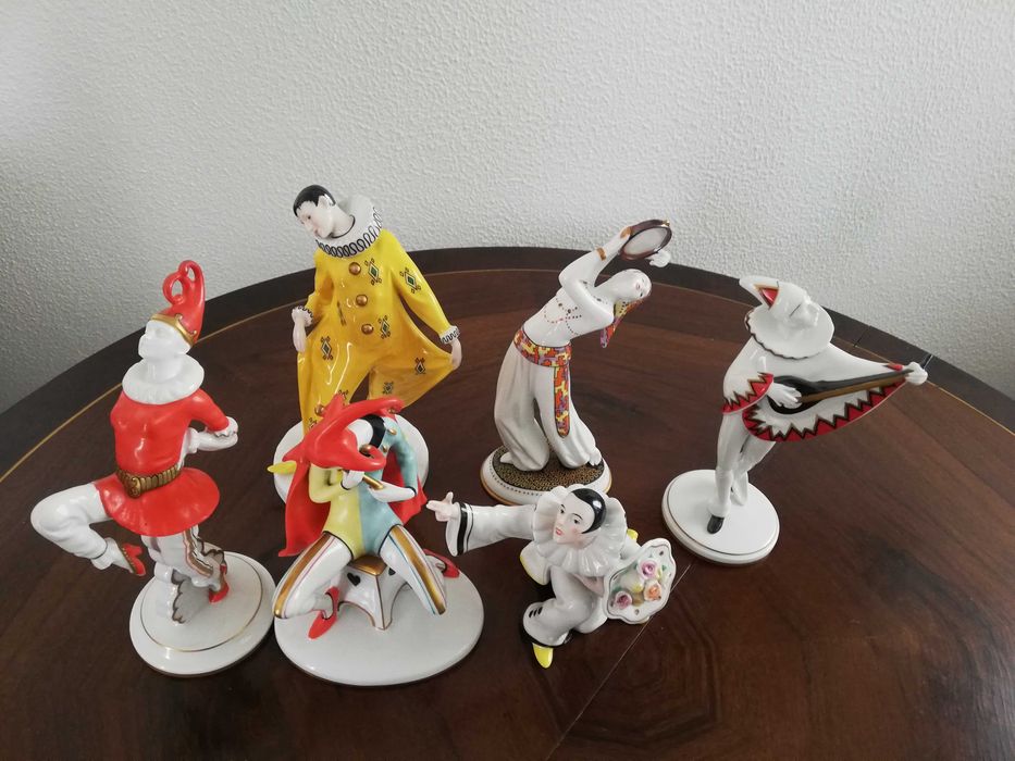 Incomplete Set of 6 Goebel Hummel Archive Collection Figurines.