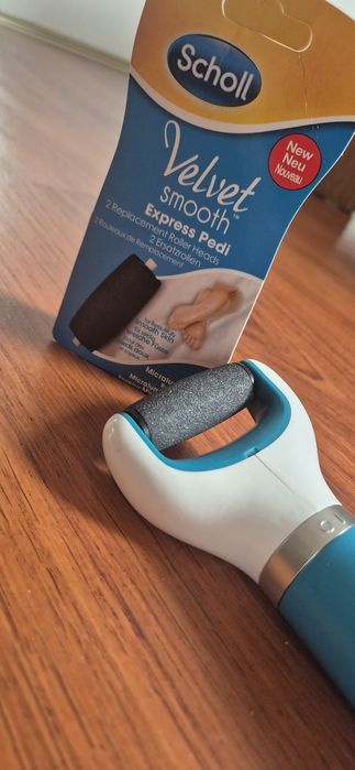 Elektryczny pilnik do stóp scholl plus wkłady