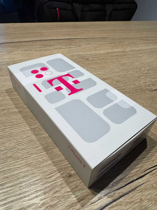 T-Mobile T Phone 5G 6 GB / 128 GB