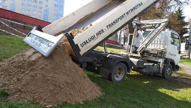 Usługi HDS - transport WYWROTKĄ
