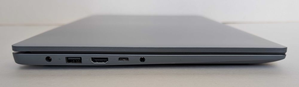 Laptop LENOVO IdeaPad Slim 3 15AMN8/15.6/AMD R5-7520U/8GB/SSD512/Win11