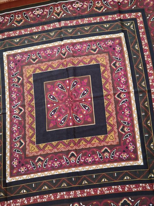 Chusta duża folk 120 x 118