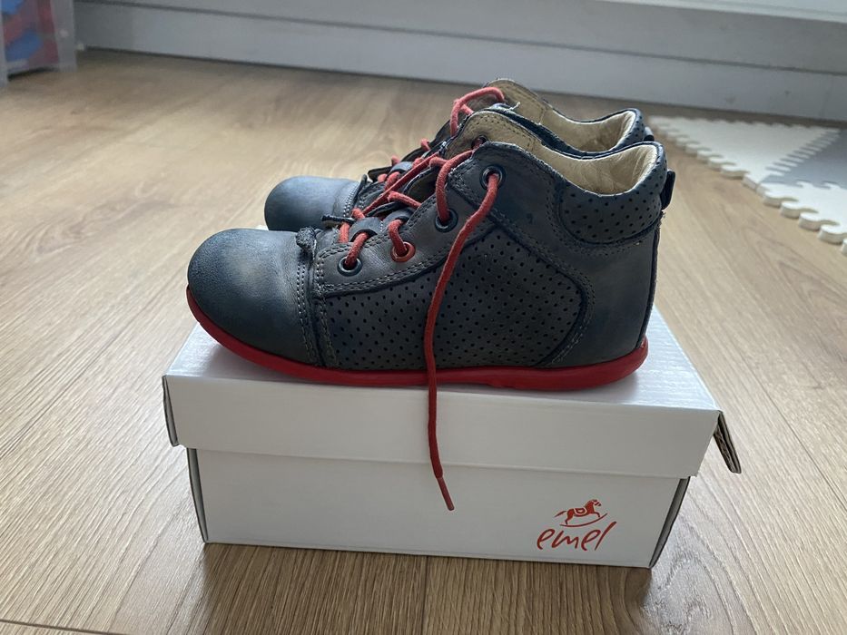 Buty emel r. 25 dl.wkladki 15,5cm