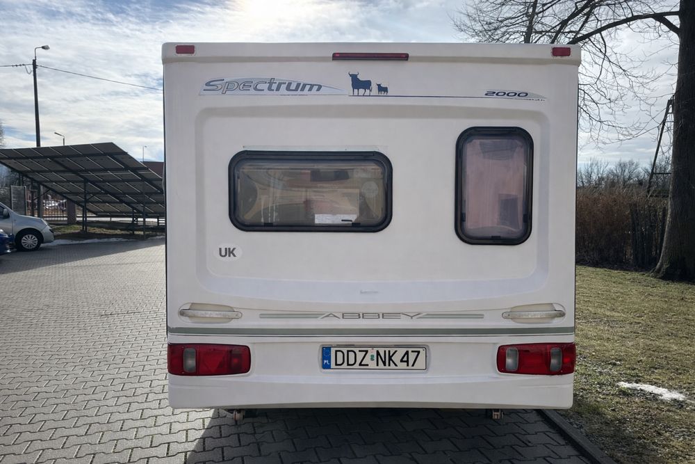 2-OSIOWA ABBEY Spectrum Duża Przyczepa Zarejestrowana