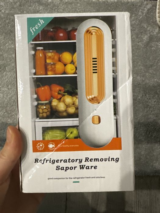 Озонатор / очиститель воздуха в холодильнике