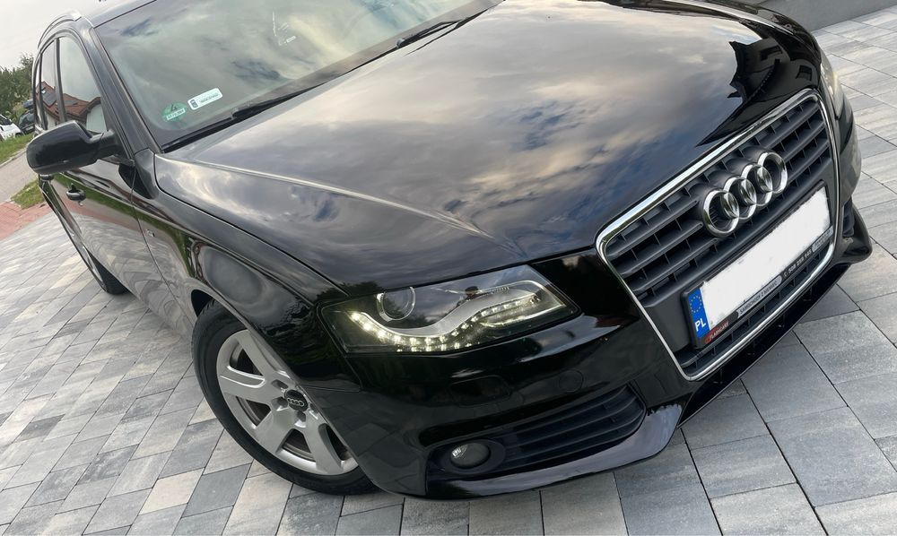 Audi A4 b8 2.0TDI  S line